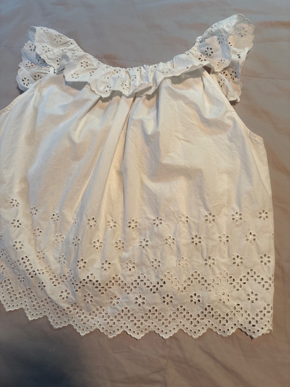 Doen Eyelet Top - Picture 13 of 16